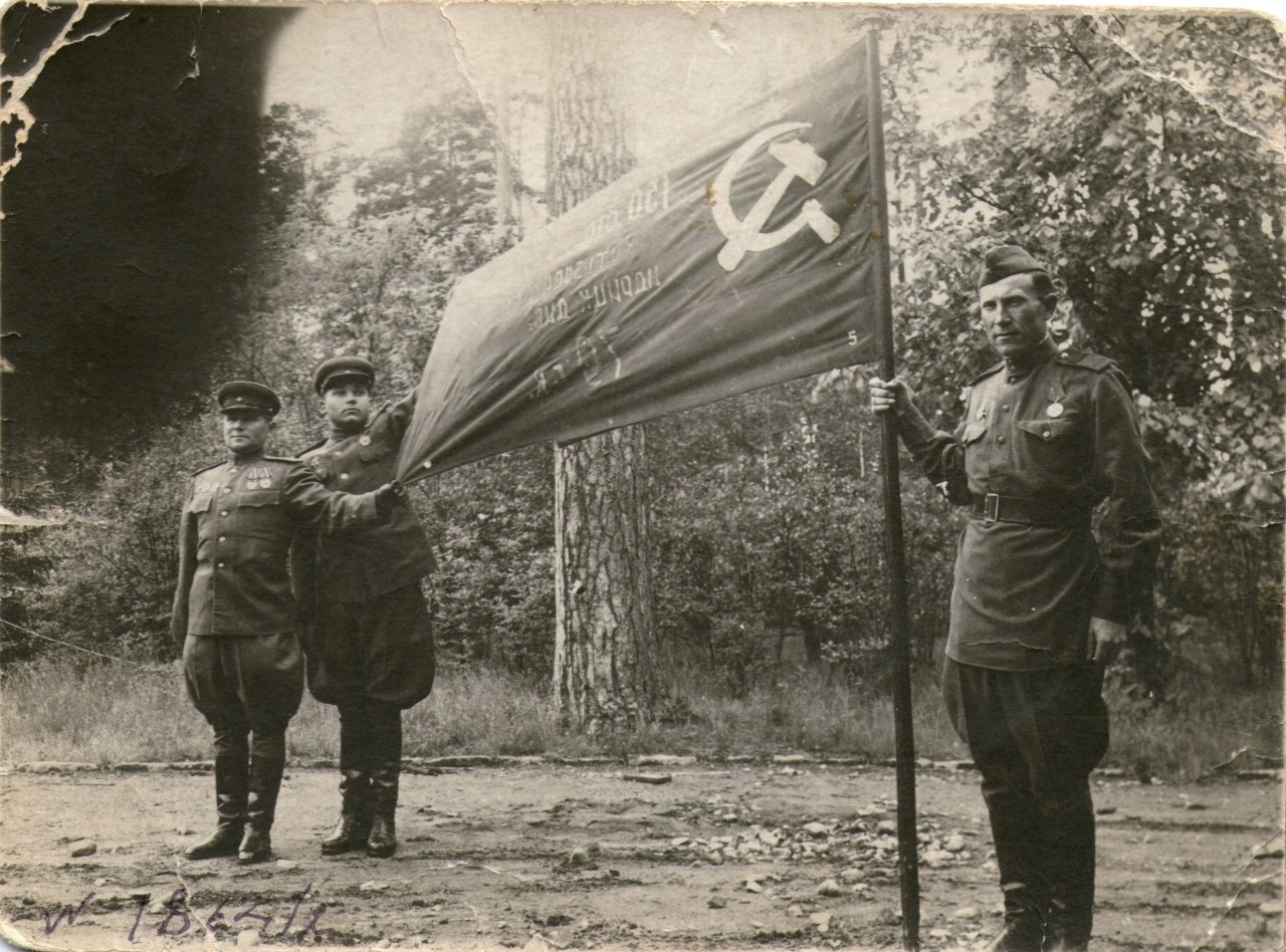 Рейхстаг 1945 Знамя Егоров Кантария